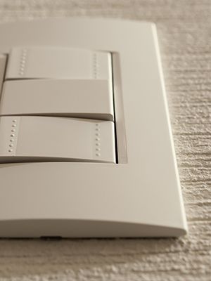 Electricidad | Cables, Interruptores, Linternas | Easy